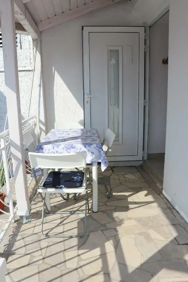 Mimi Apartment Jadranovo